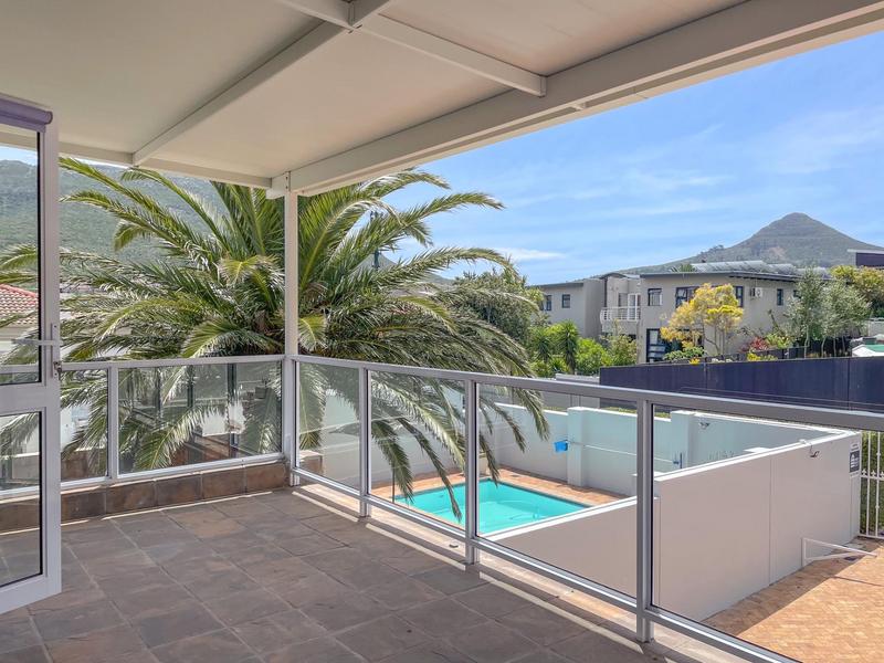 To Let 4 Bedroom Property for Rent in Hout Bay Western Cape